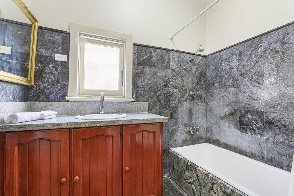Photo of Bathroom in Coburg