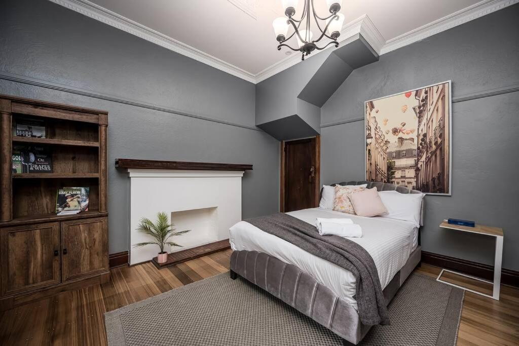Photo of Bedroom in Oakleigh