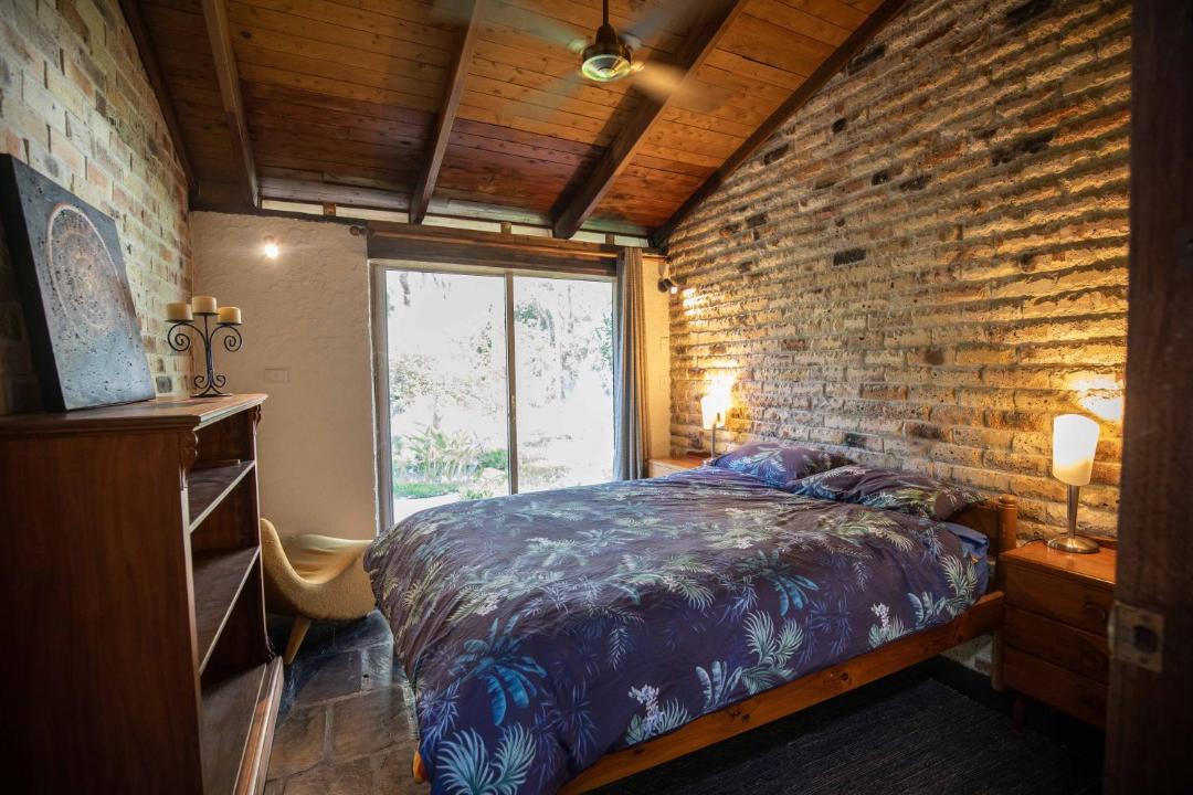 Photo of Bedroom in One Mile