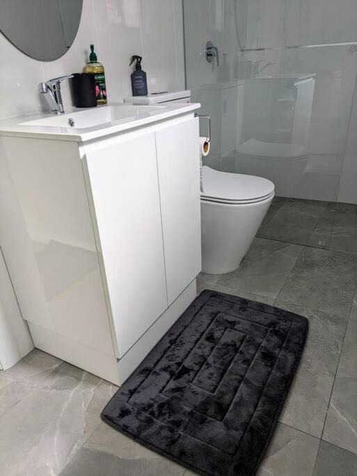 Photo of Bathroom in Griffith
