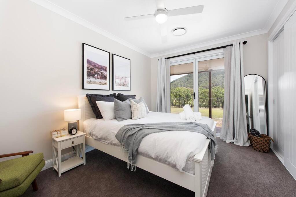 Photo of Bedroom in Erudgere
