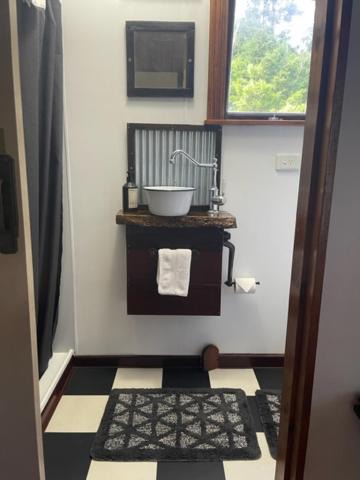 Photo of Bathroom in Mount Nebo