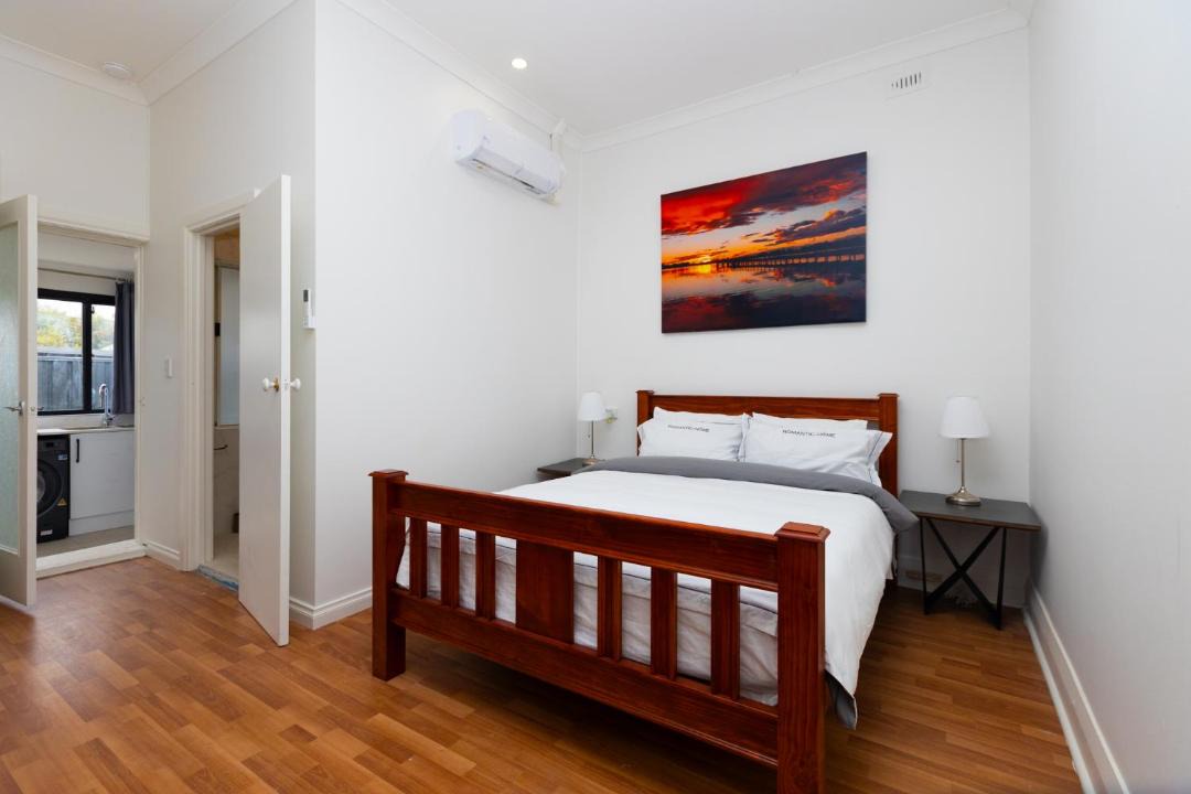 Photo of Bedroom in Glenelg North