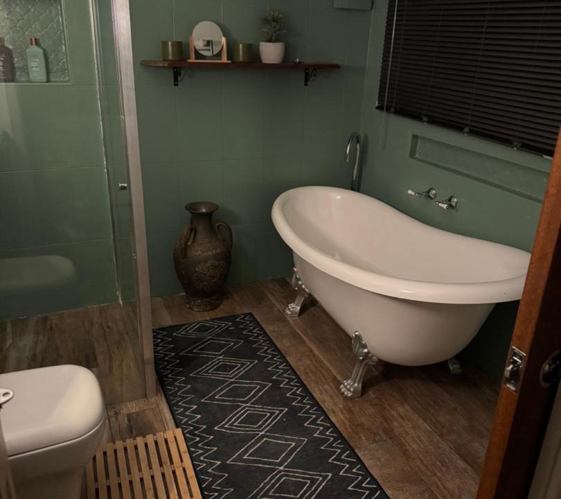 Photo of Bathroom in Katoomba