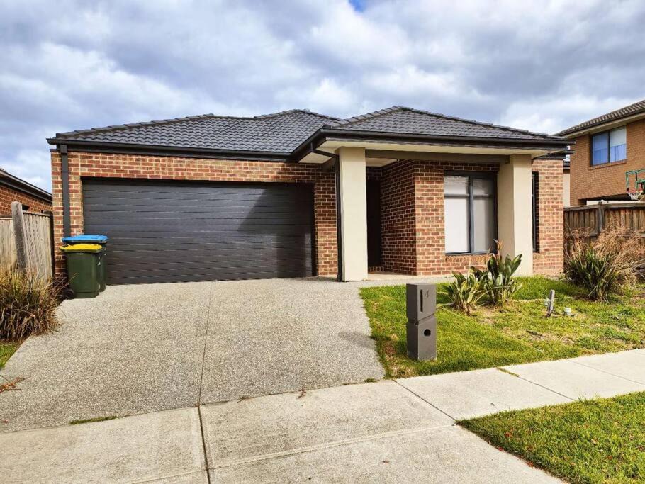 Photo of Others in Point Cook
