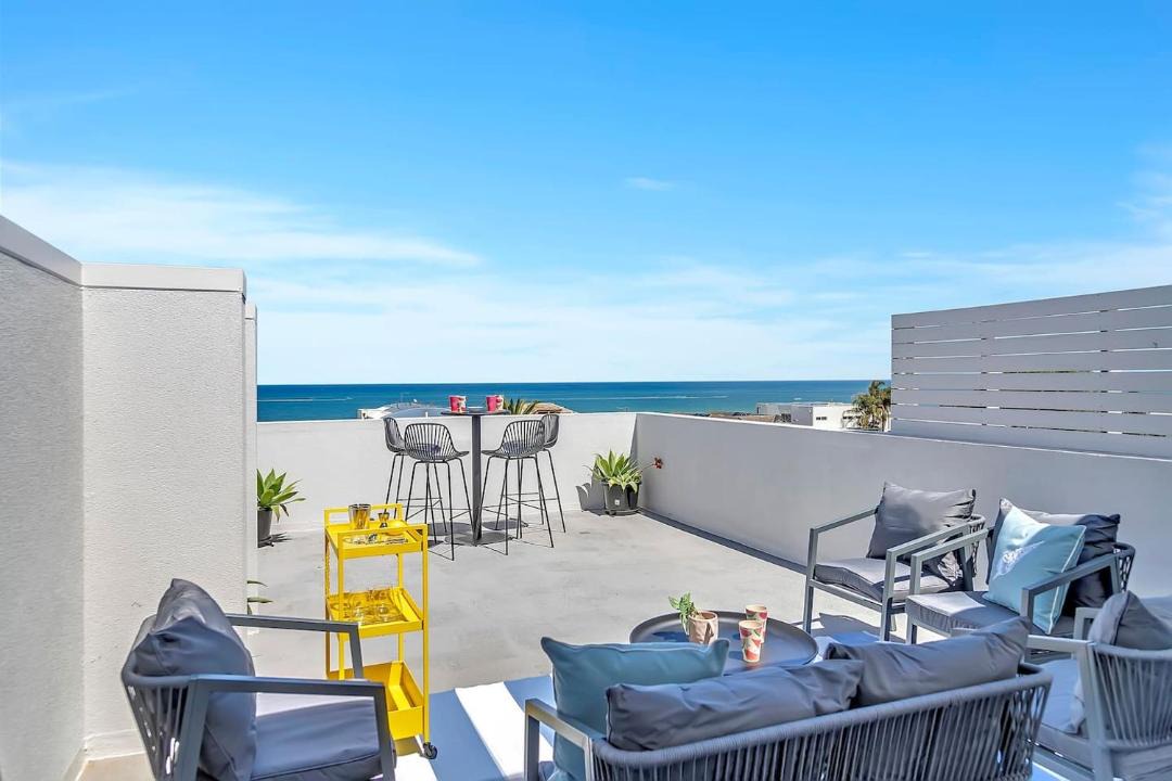 Photo of Patio Balcony in West Beach