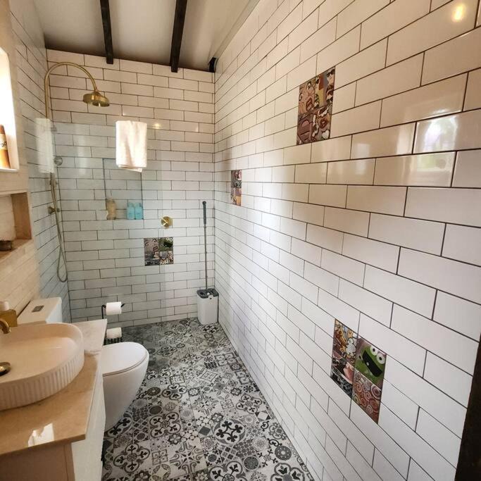 Photo of Bathroom in Mays Hill