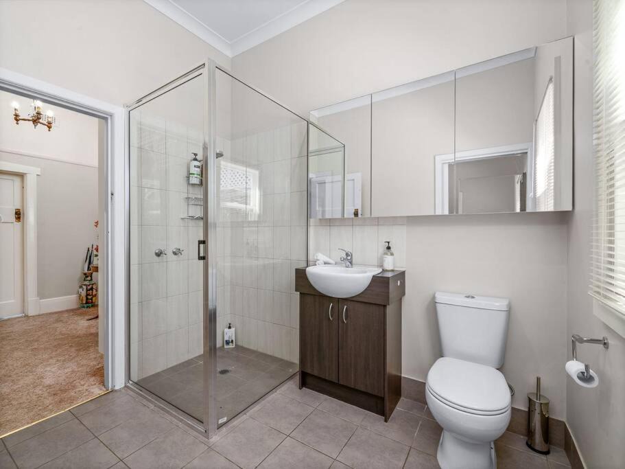 Photo of Bathroom in Benalla