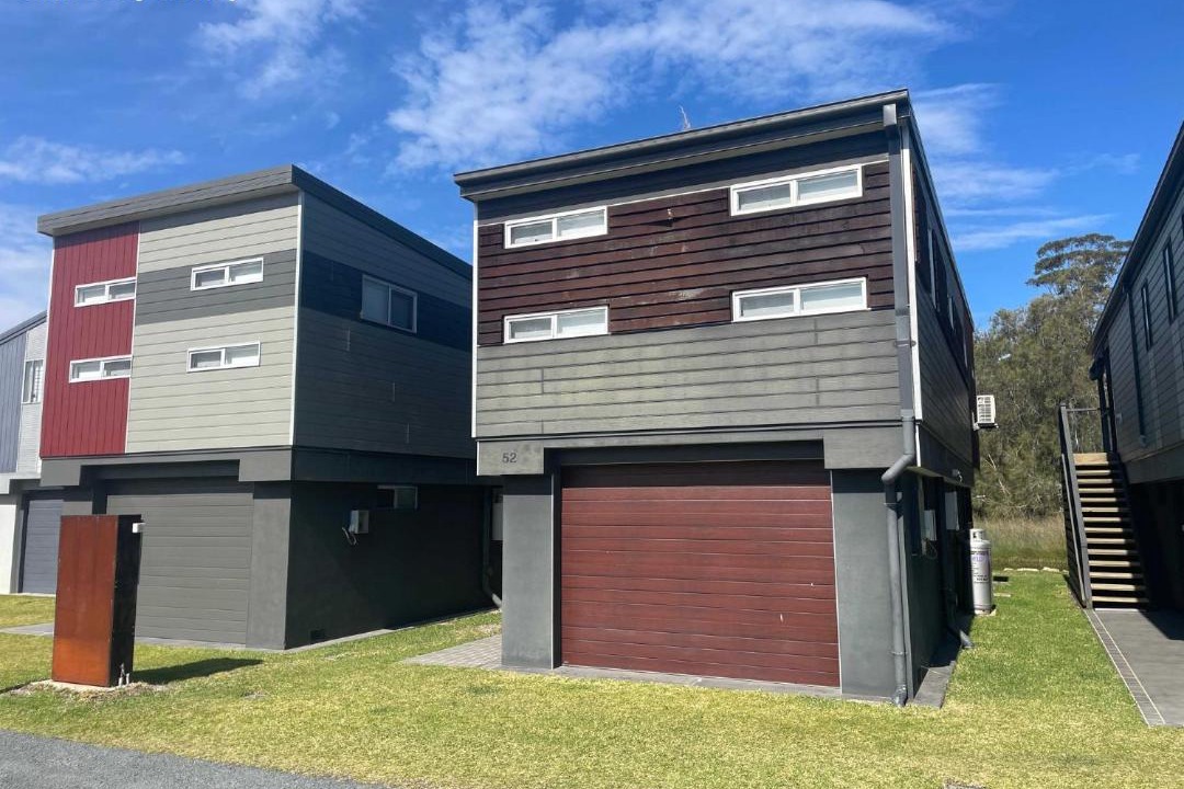 Photo of Buildings in Lake Conjola