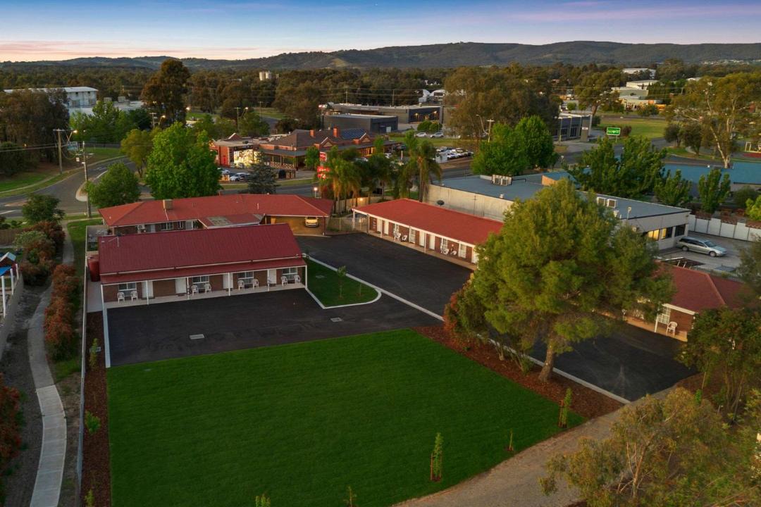 Photo of Others in West Wodonga