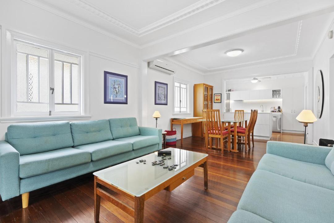 Photo of Livingroom in Gordon Park