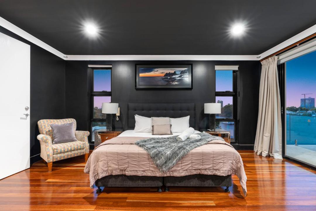 Photo of Bedroom in Surfers Paradise