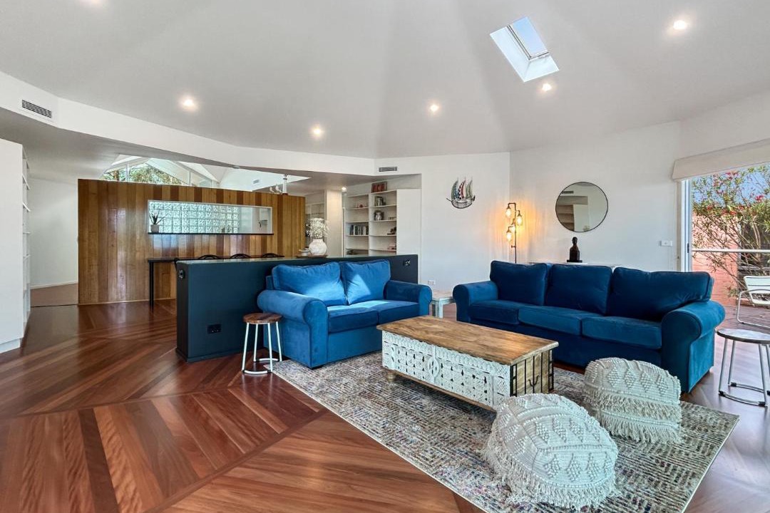 Photo of Livingroom in Long Beach