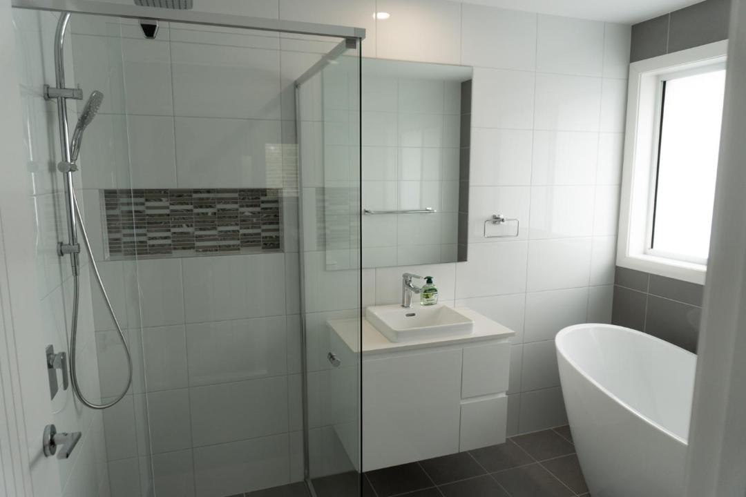 Photo of Bathroom in Gledswood Hills