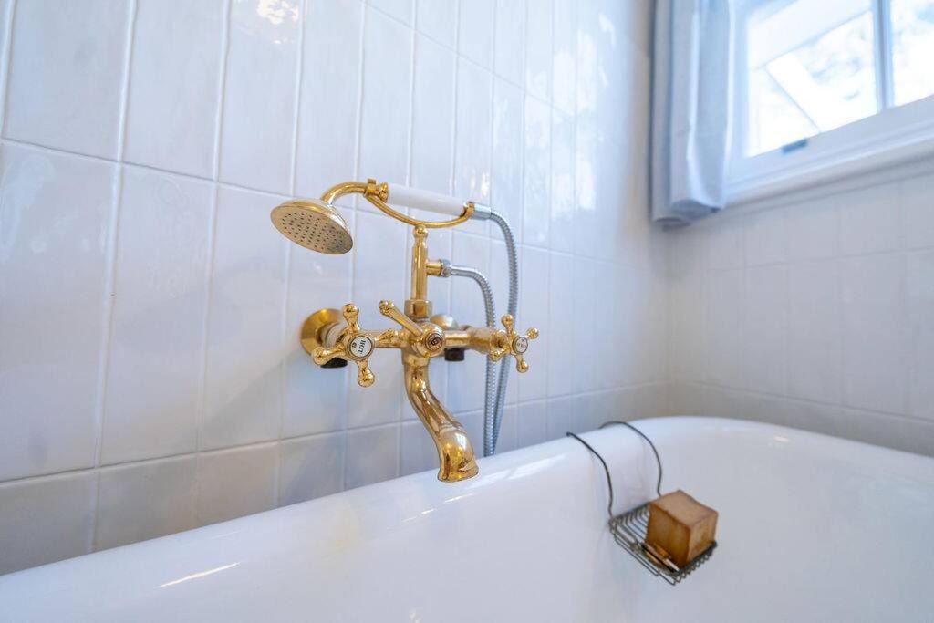 Photo of Bathroom in Semaphore