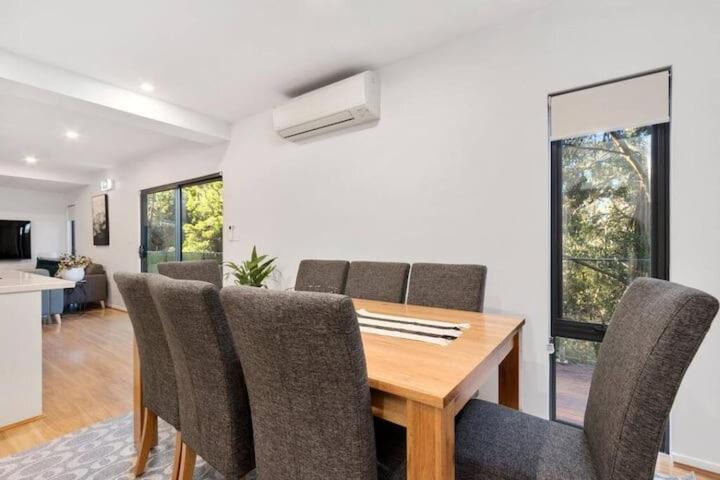 Photo of Others in Taroona