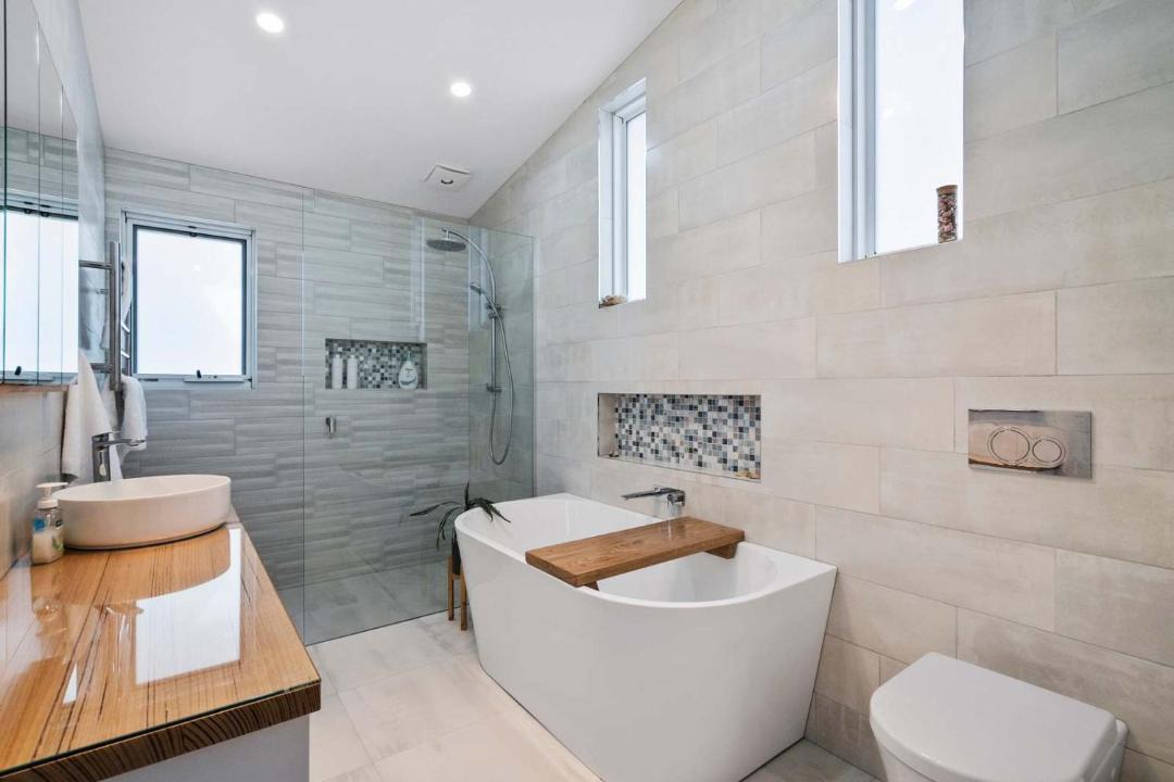 Photo of Bathroom in Lauderdale
