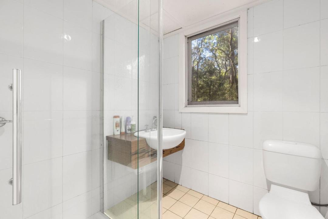 Photo of Bathroom in Comara