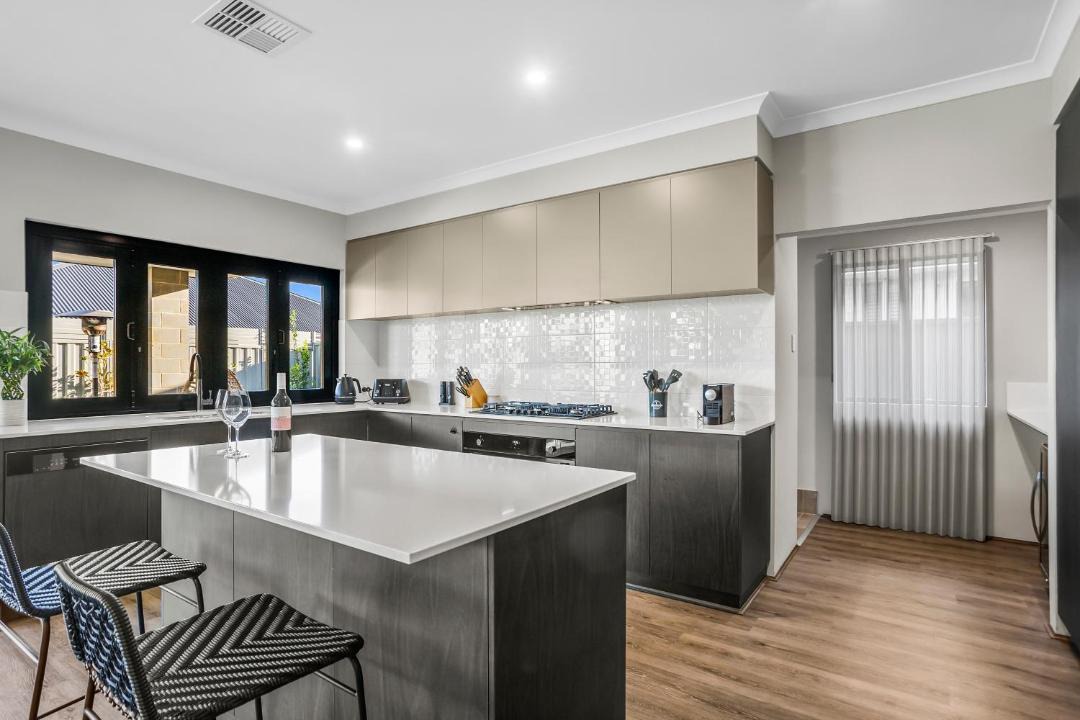 Photo of Kitchen in Eglinton