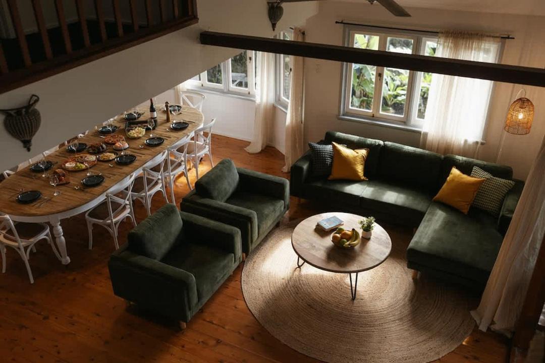 Photo of Livingroom in Bayview Heights