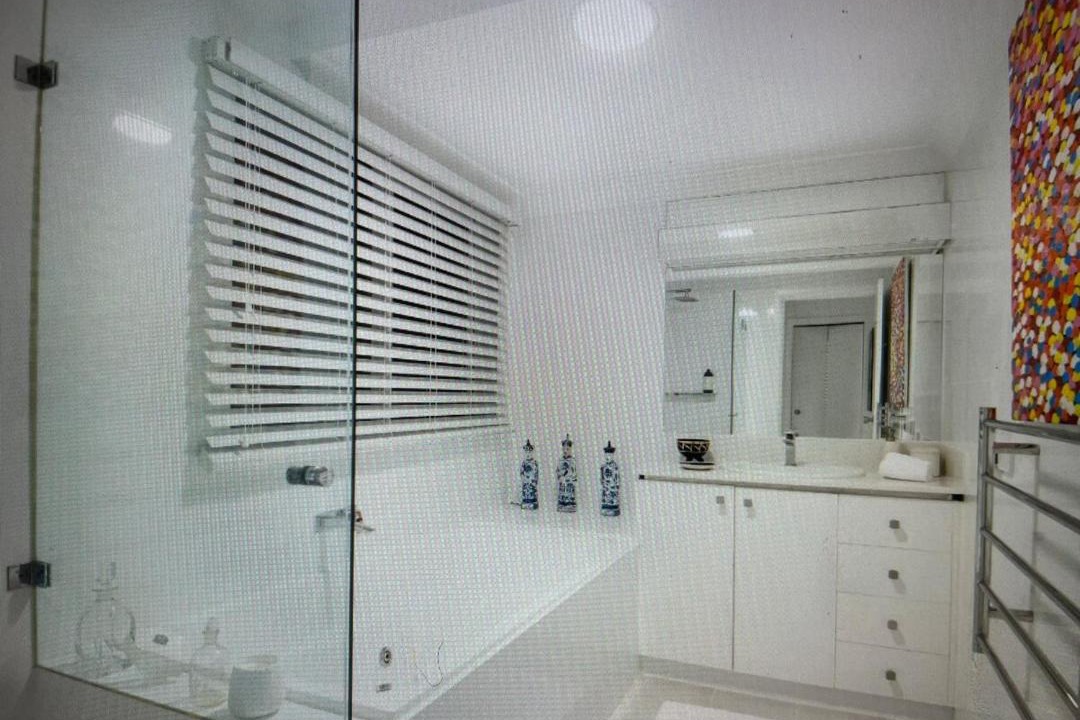 Photo of Bathroom in Avalon Beach
