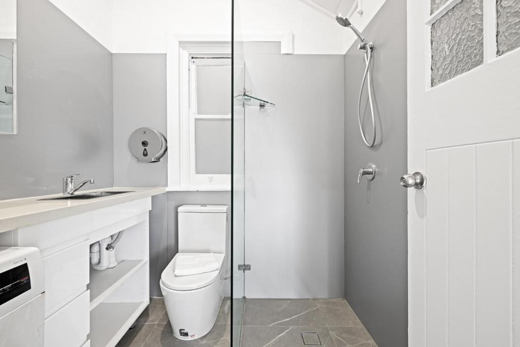 Photo of Bathroom in Maroubra South
