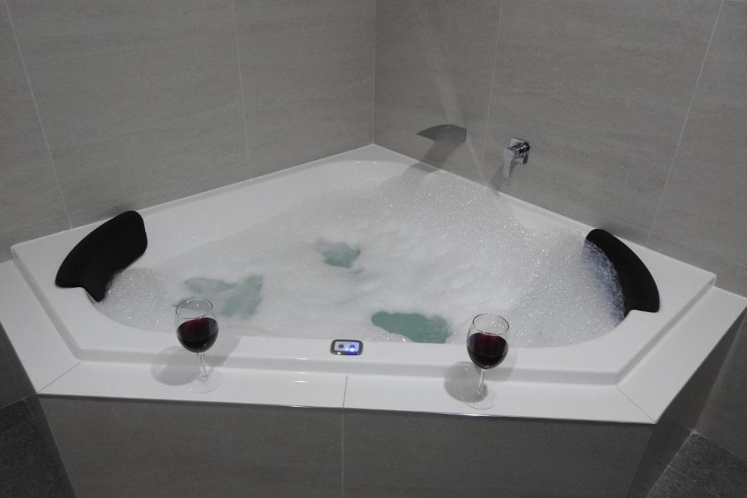 Photo of Bathroom in Halls Gap