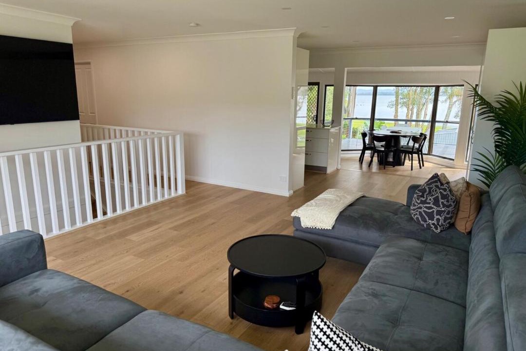 Photo of Livingroom in Chain Valley Bay