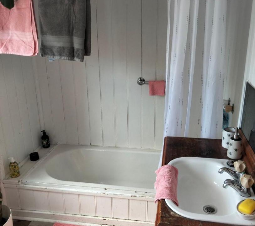 Photo of Bathroom in South Mount Cameron