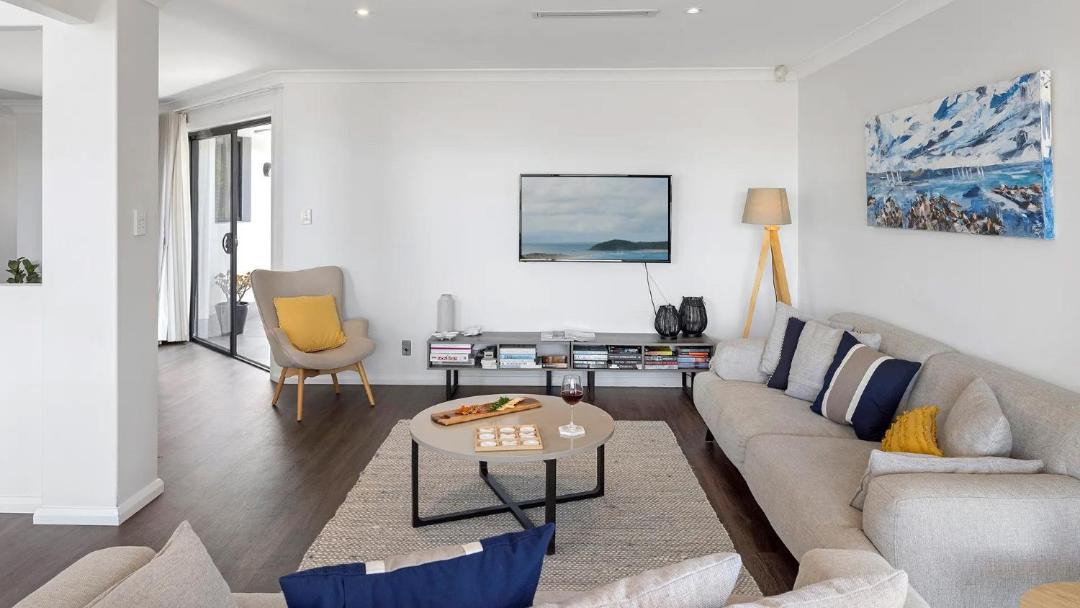 Photo of Livingroom in Salamander Bay