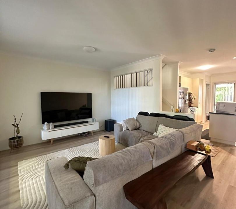 Photo of Livingroom in Stanhope Gardens