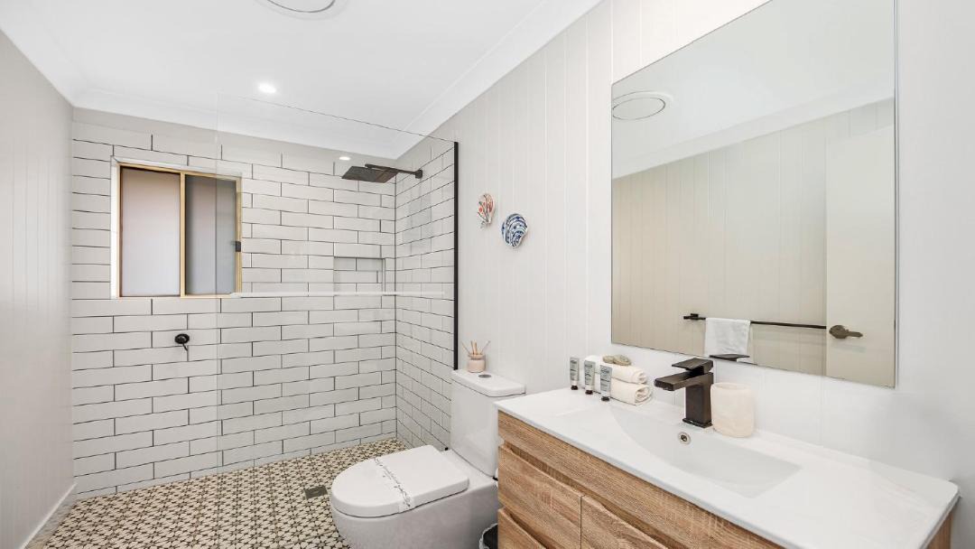 Photo of Bathroom in Booker Bay