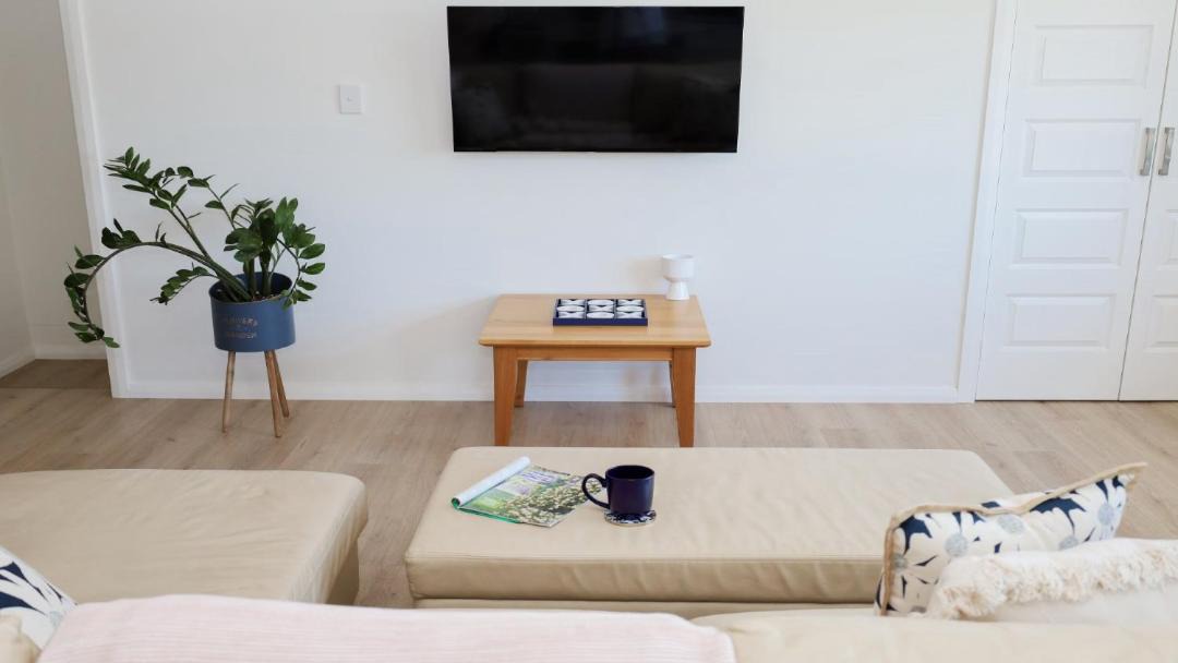 Photo of Livingroom in Empire Bay
