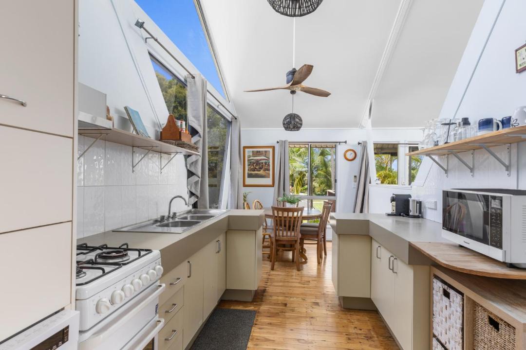 Photo of Kitchen in Tin Can Bay