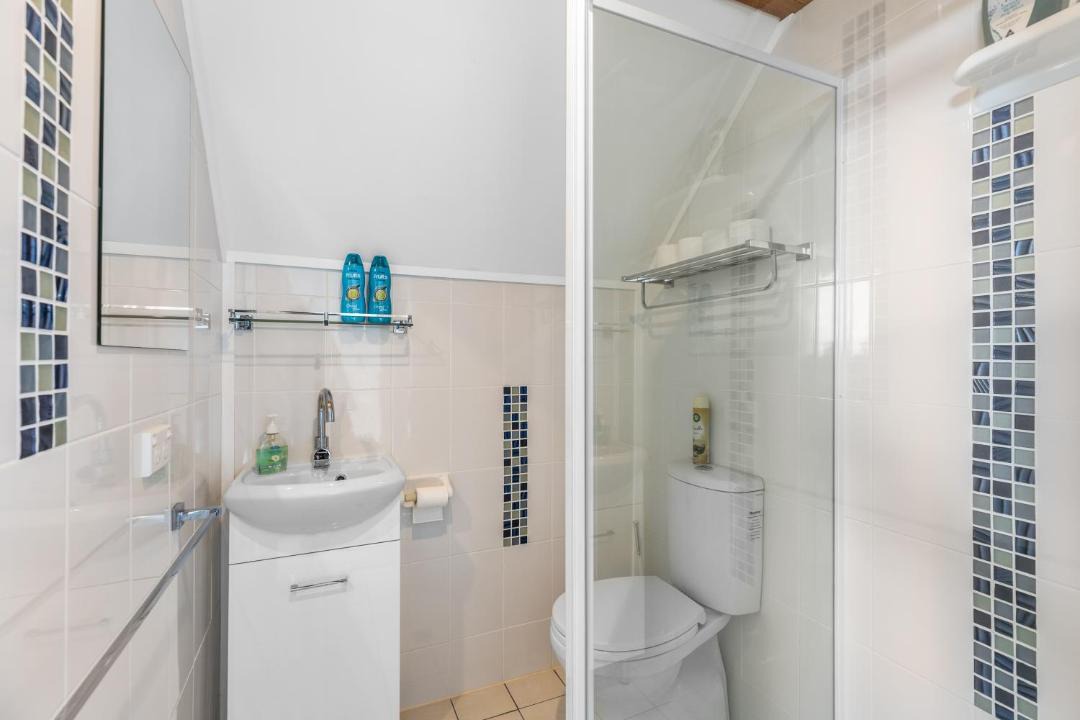 Photo of Bathroom in Tin Can Bay