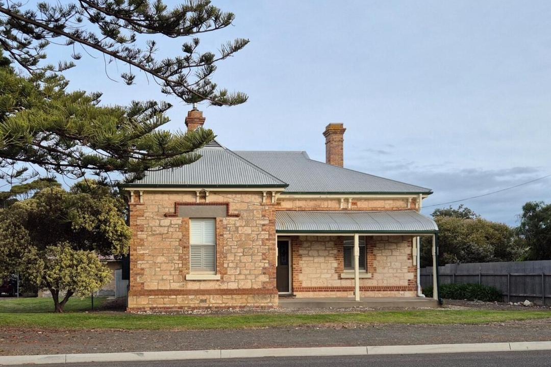 Photo of Others in Kingscote