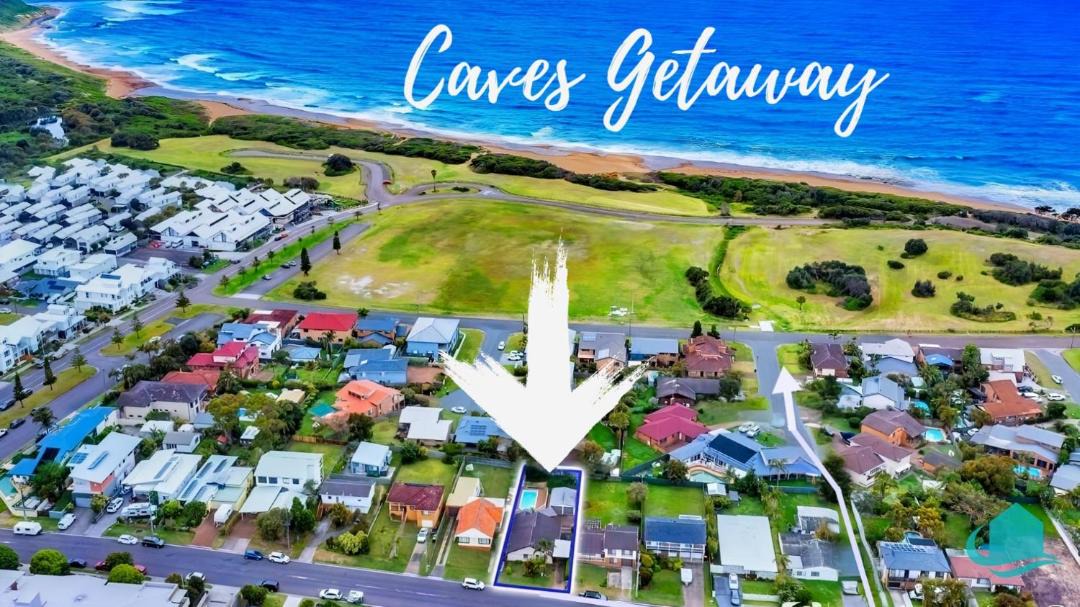 Photo of Others in Caves Beach