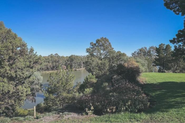 Photo of Others in Paringa