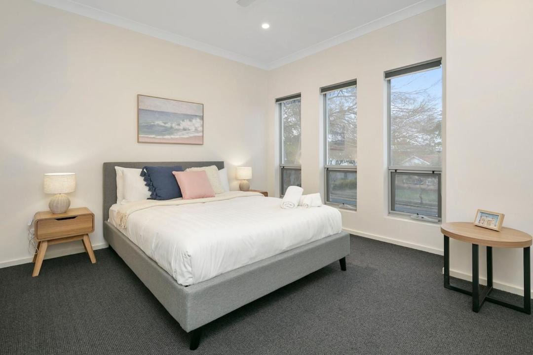 Photo of Others in Henley Beach South