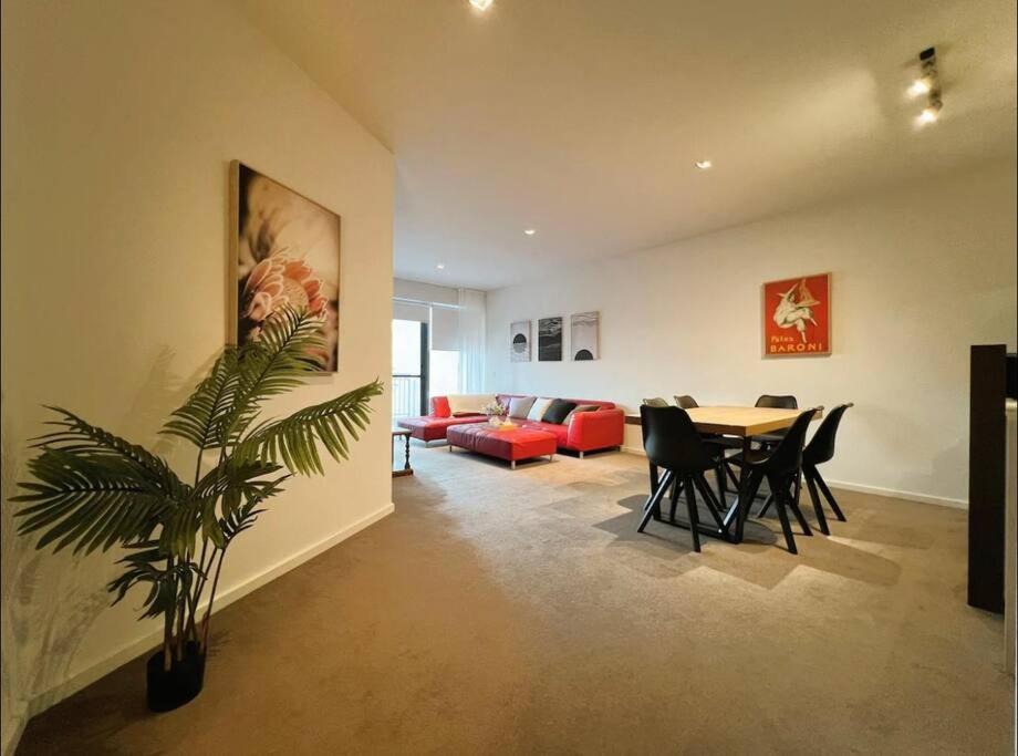 Photo of Livingroom in Glen Waverley
