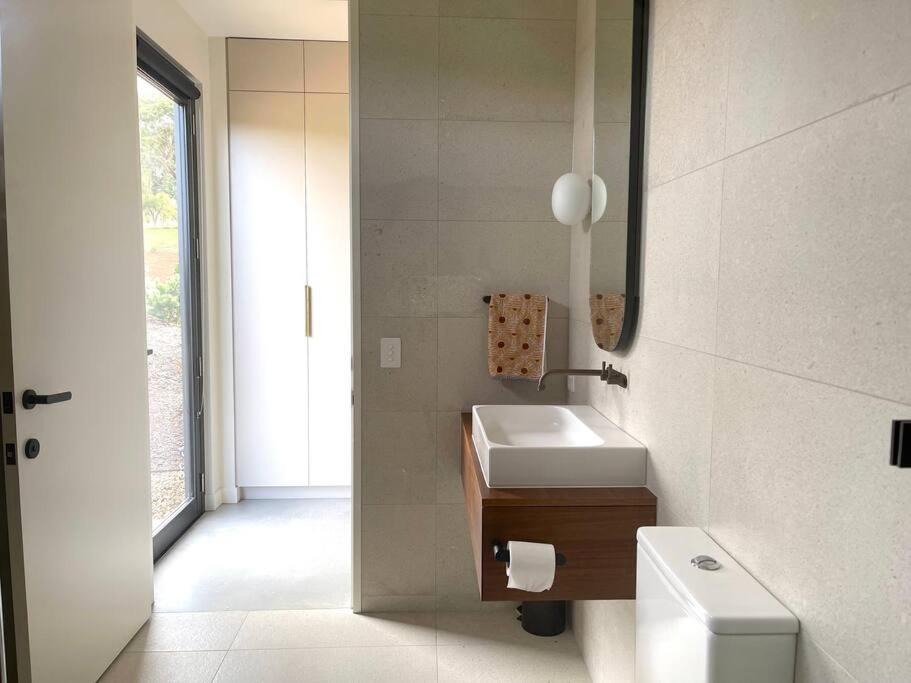 Photo of Bathroom in Red Hill