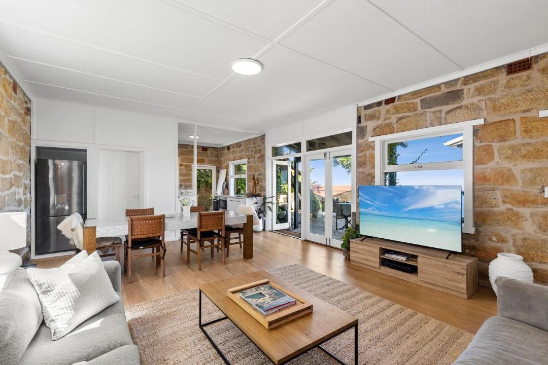 Photo of Others in Whale Beach