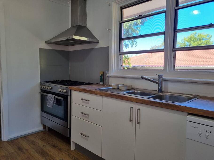 Photo of Kitchen in Narrabundah