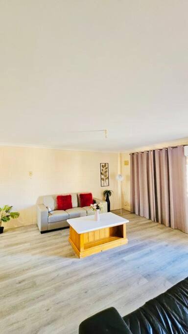 Photo of Livingroom in Victory Heights