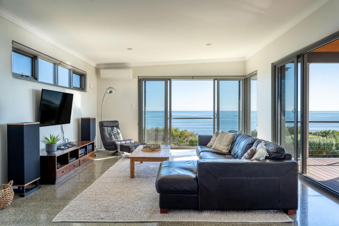 Photo of Livingroom in Peppermint Grove Beach
