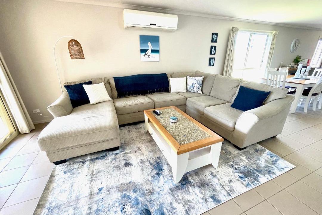 Photo of Livingroom in Kingscote