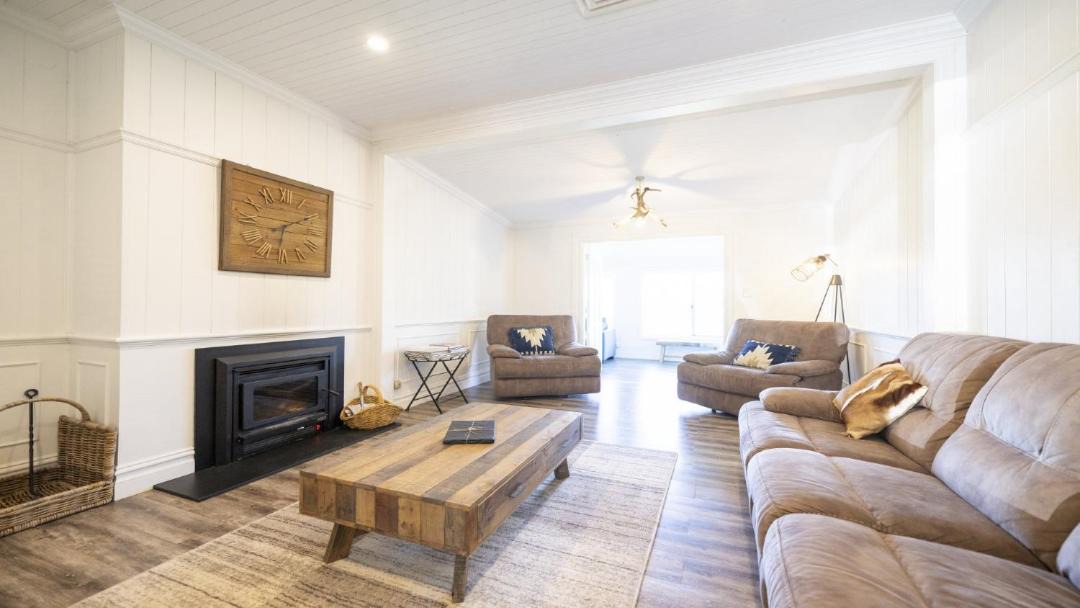 Photo of Livingroom in Faulkland