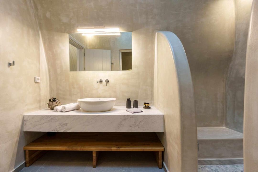 Photo of Bathroom in Vothon