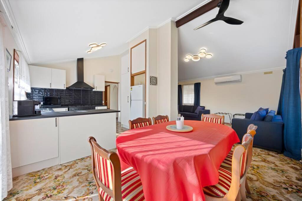 Photo of Livingroom in Brown Hill