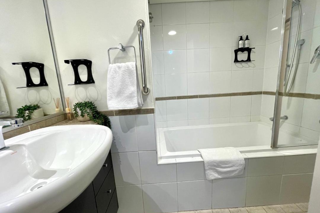Photo of Bathroom in Haymarket